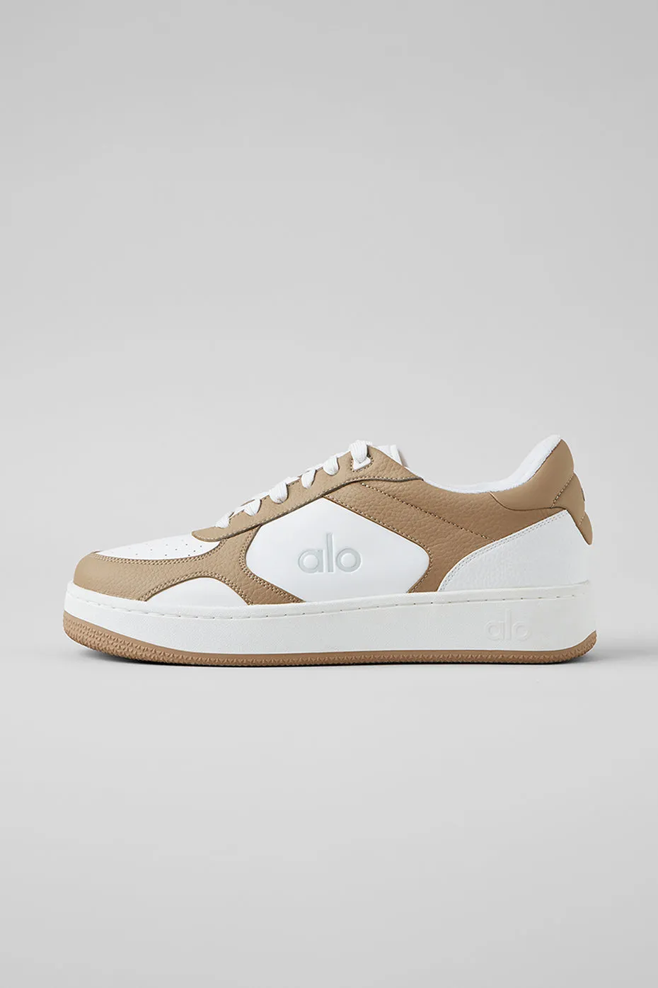 Alo Recovery Mode Sneaker - Gravel/White