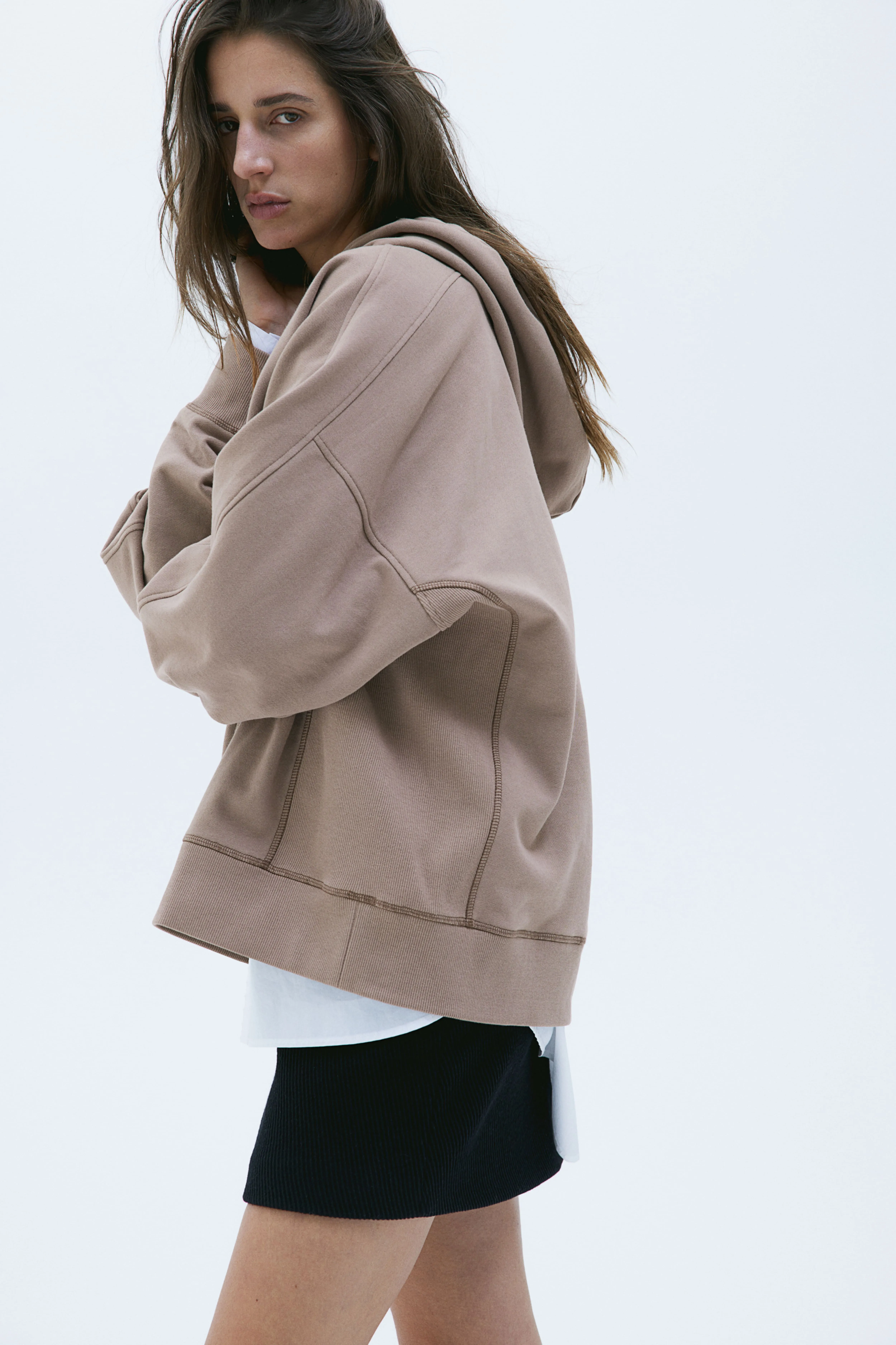 Oversized cotton hoodie - Long sleeve - Regular length - Beige - Ladies | H&M GB