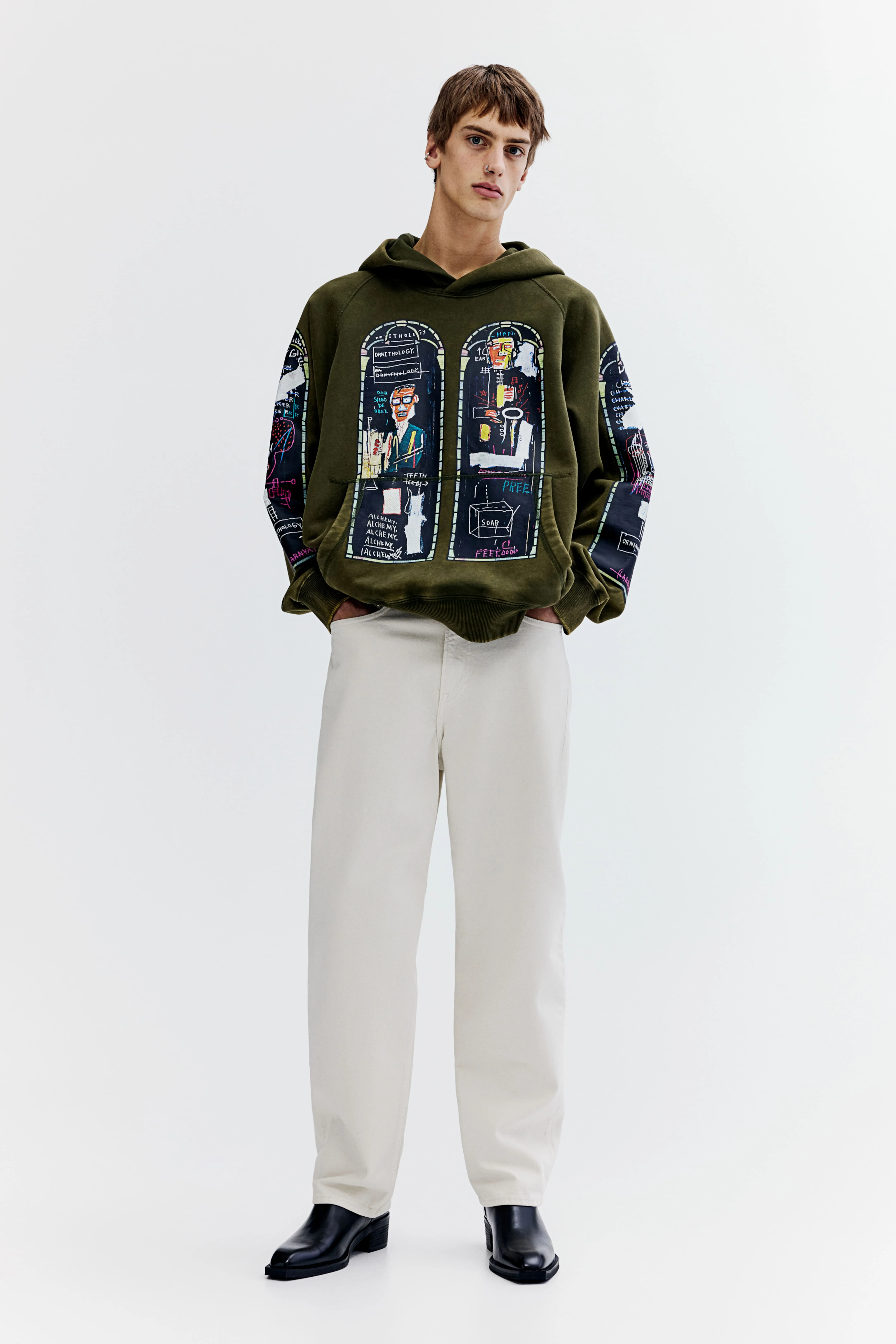 Oversized Fit Cotton hoodie - Long sleeve - Regular length - Khaki green/Basquiat - Men | H&M GB