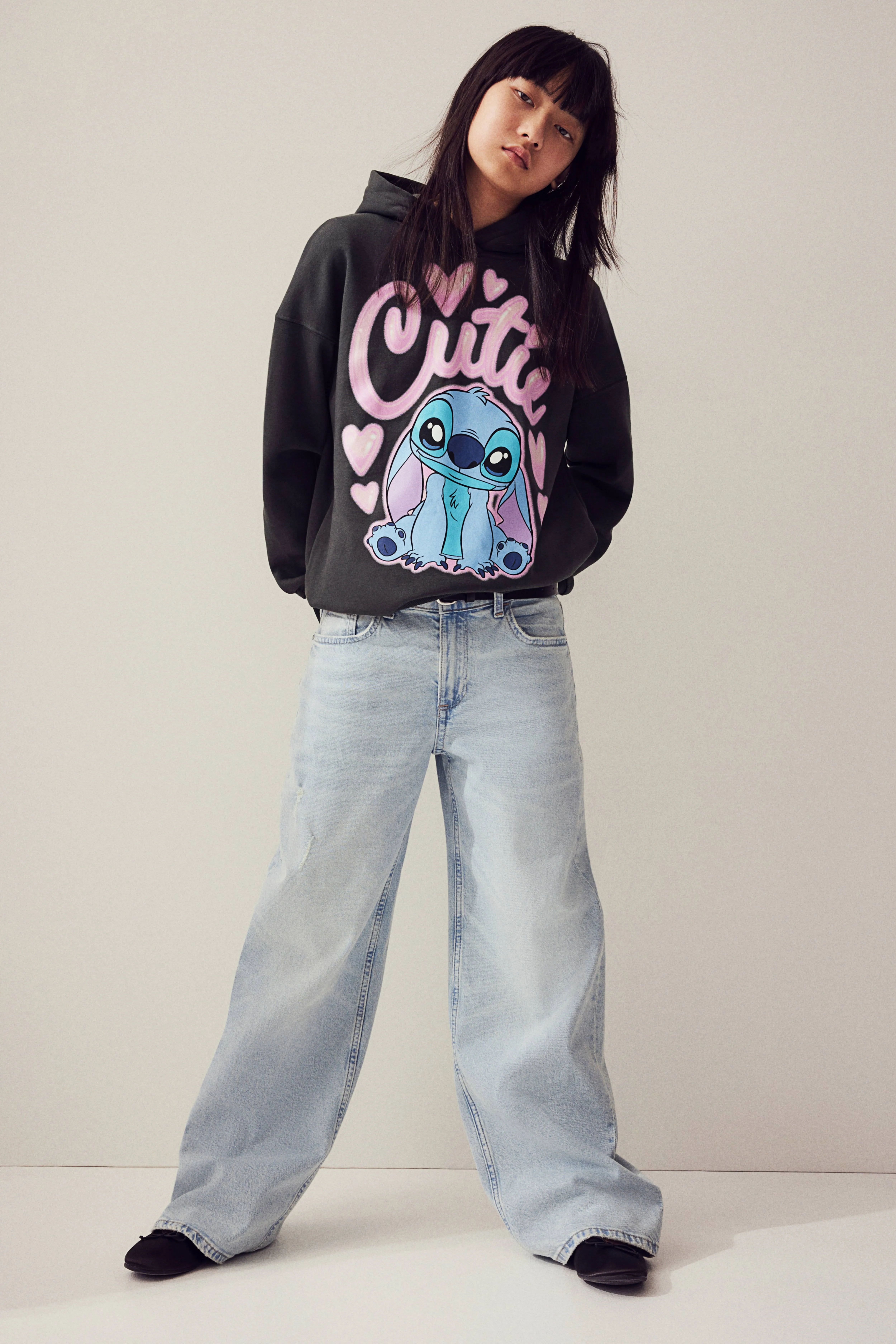 Oversized printed hoodie - Long sleeve - Long - Dark grey/Lilo & Stitch - Kids | H&M GB