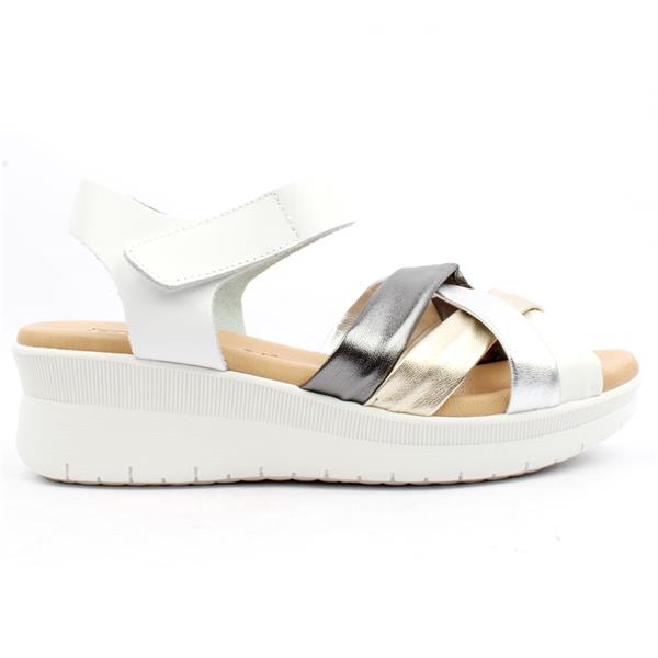 Pitillos Leather Wedge Sandal White