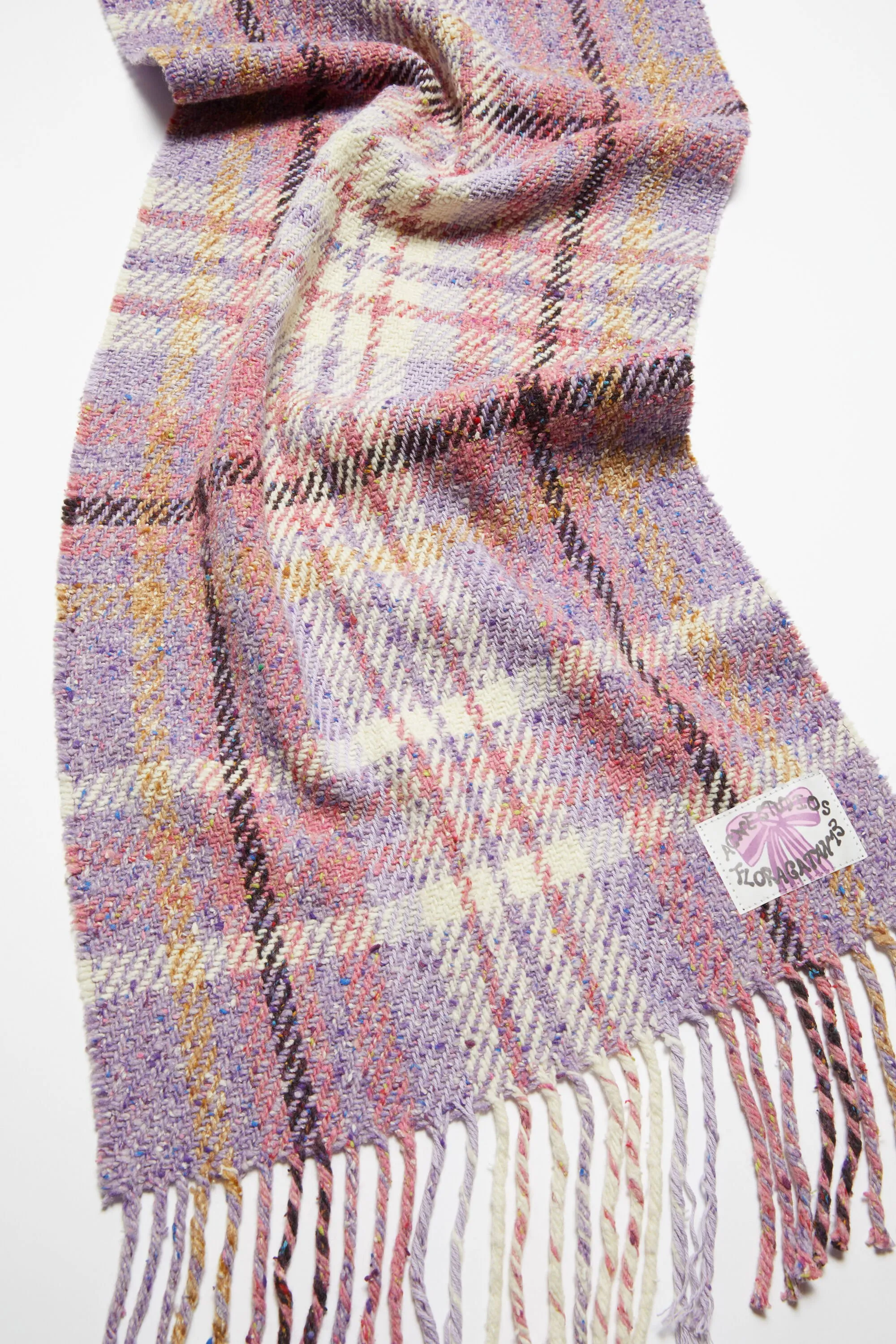 Plaid fringe scarf