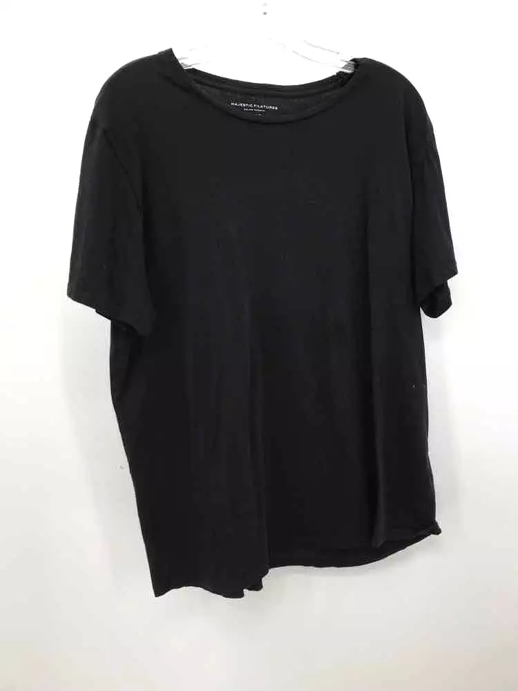 Pre-Owned Majestic Filatures Black Size Medium T-shirt