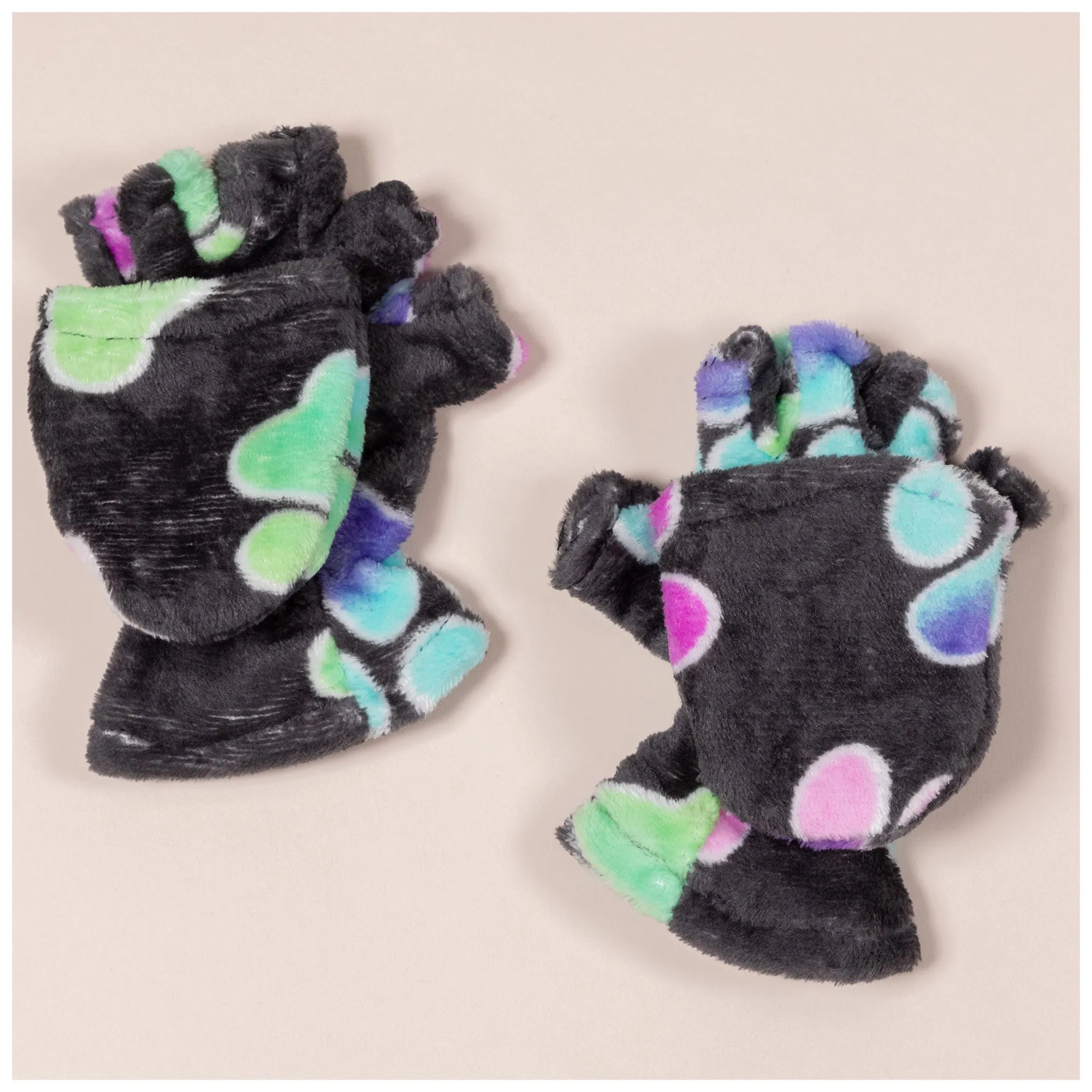 Super Cozy™ Paw Print Fleece Accessories Set