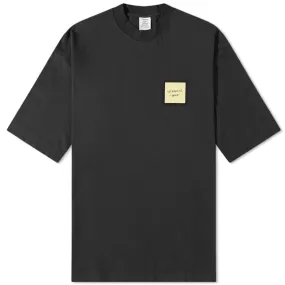 VETEMENTS Sticker Logo T-ShirtBlack